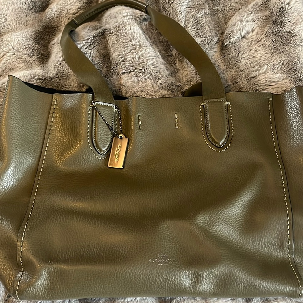 Coach medium bag